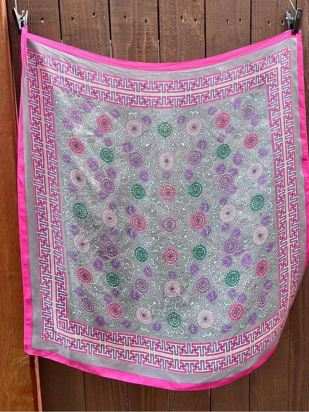Vintage Oscar de la Renta Grey and Pink 💯 Silk Scarf